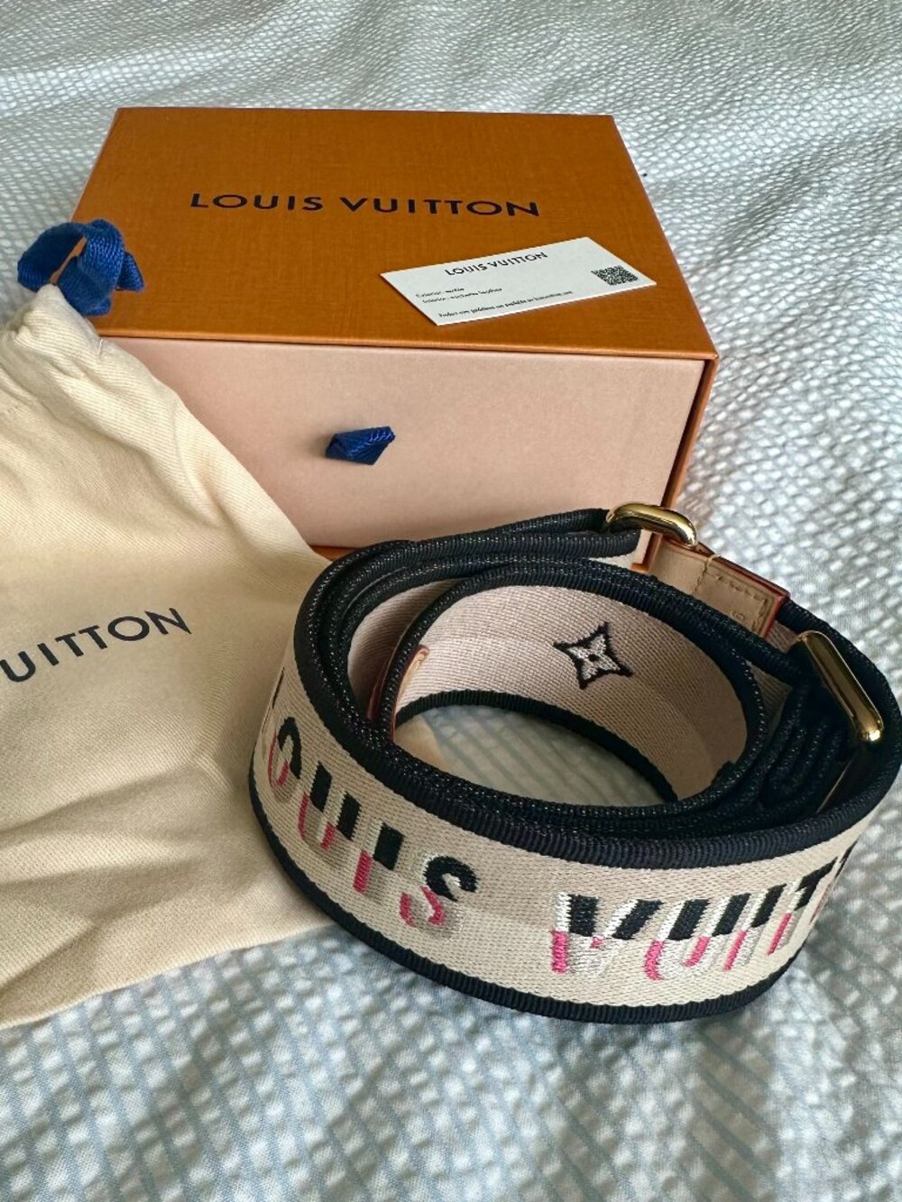 NEW Authentic Louis Vuitton adjustable bandouliere guitar strap